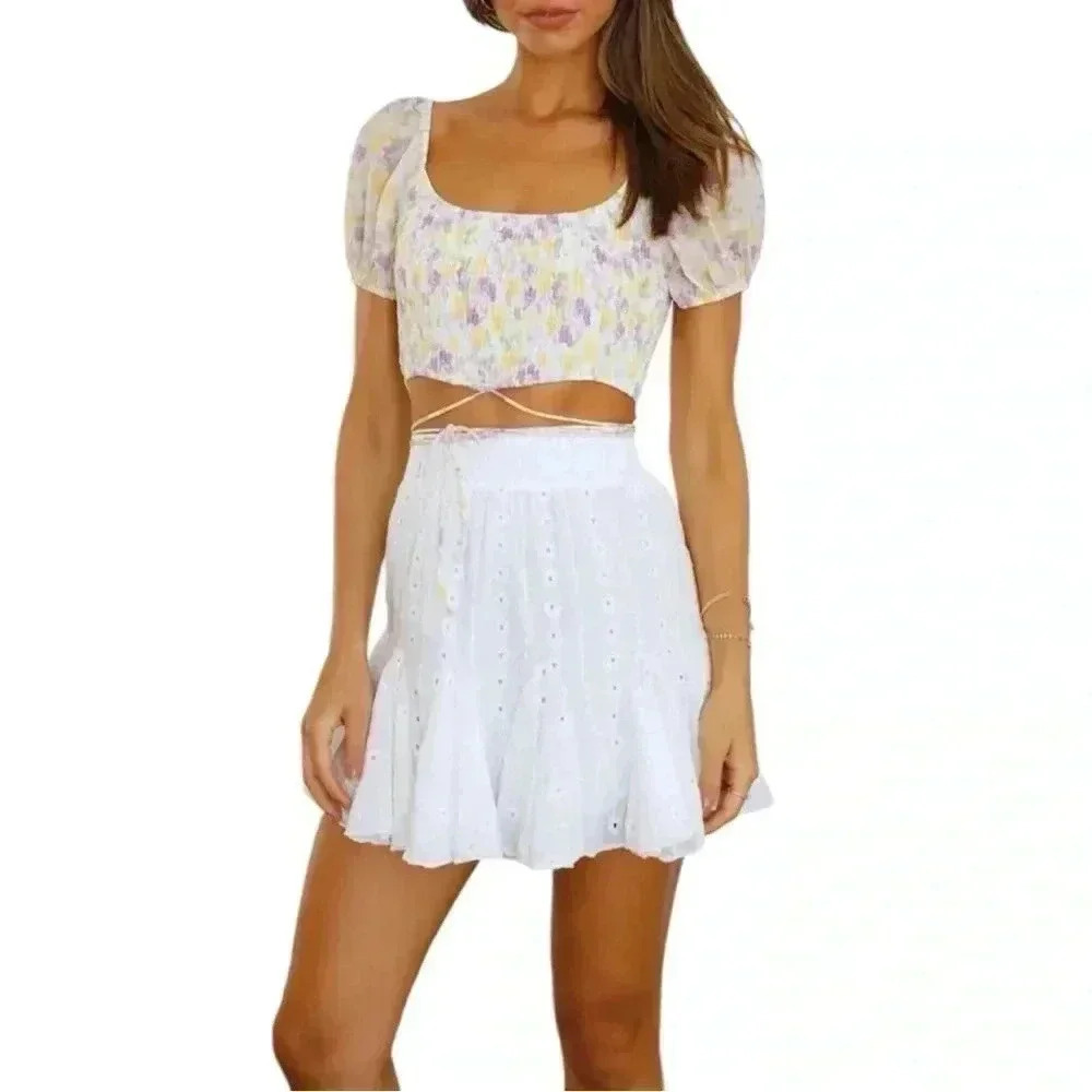 Hello Molly FOUR LEAF CLOVER CROP FLORAL